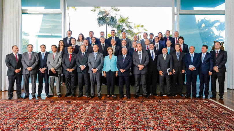 size 810 16 9 dilma governo