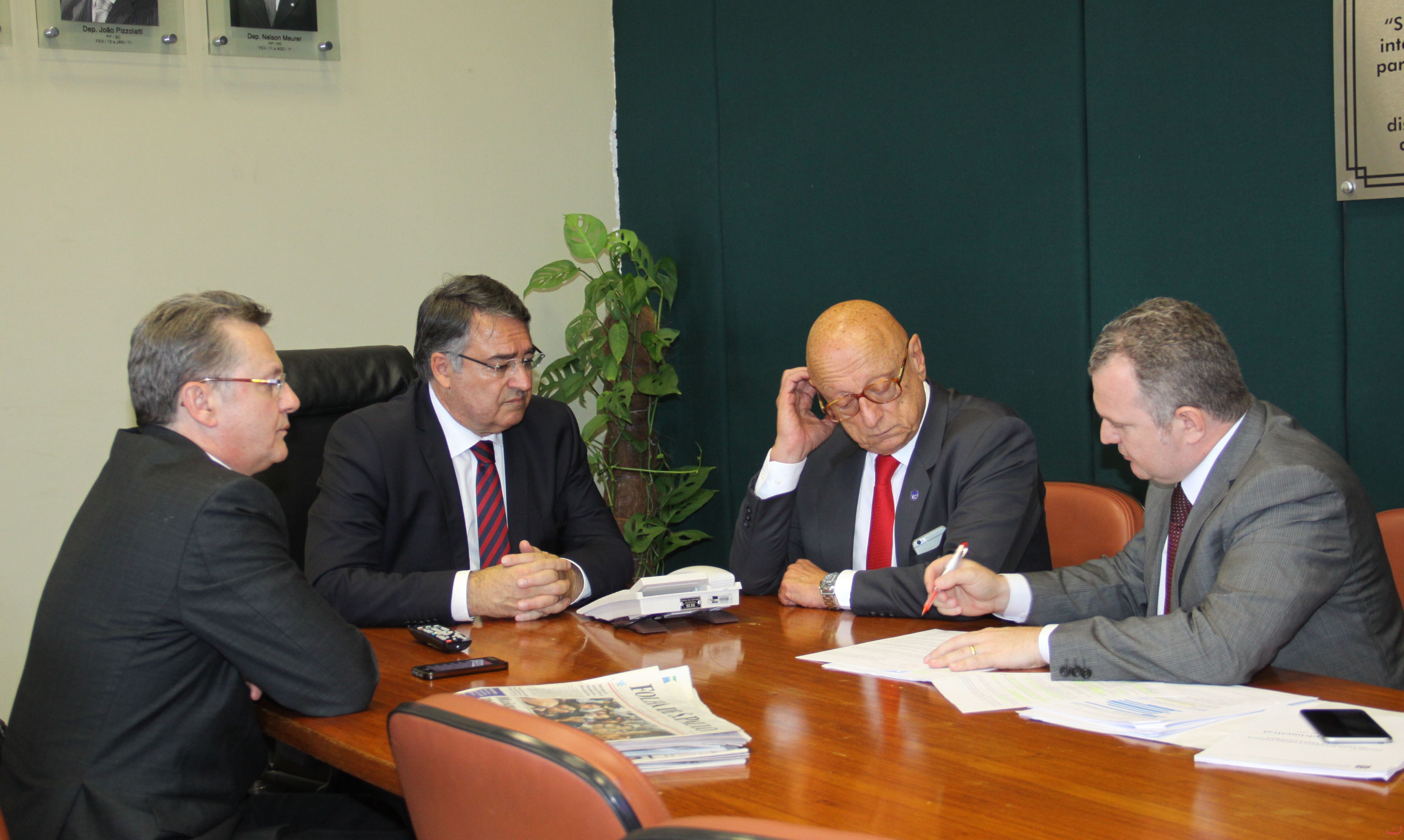 brasilia divida com a uniao 20160329 1389090205