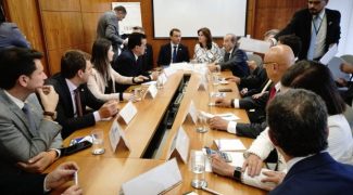 governador moises realiza encontro com o forum parlamentar catarinense em brasilia 20190220 1323446553