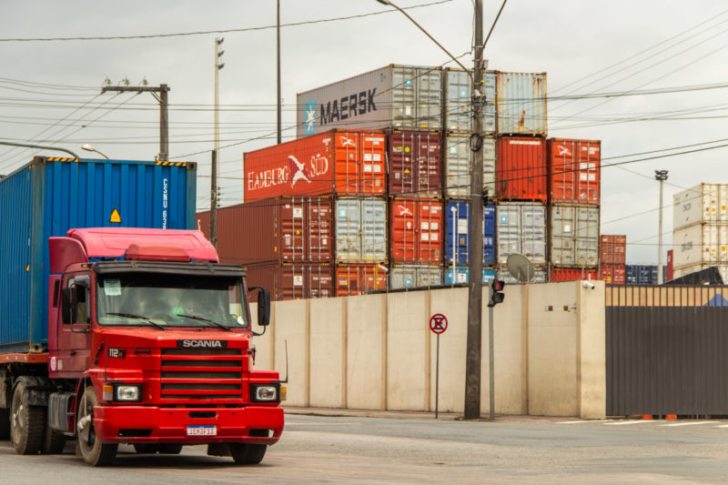conteineres porto itajai