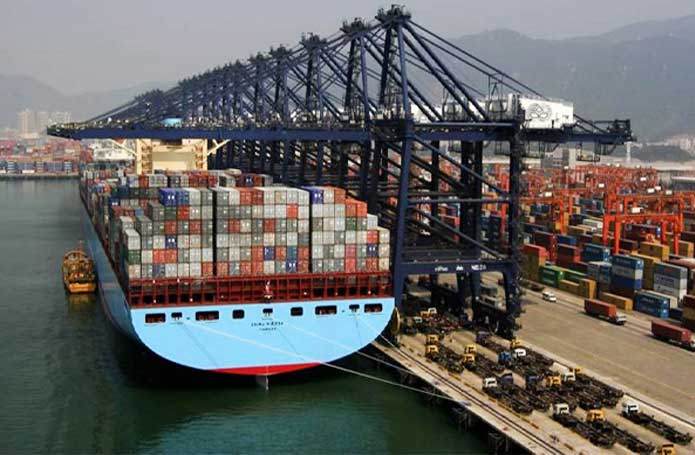 navio containers cargas comercioexterior porto 1