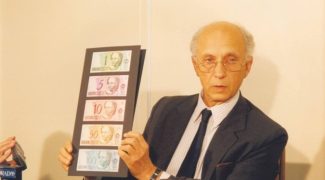 1 cbpfot080720110226 38522580