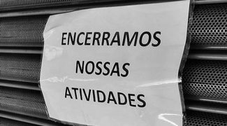 fechado encerramos atividades