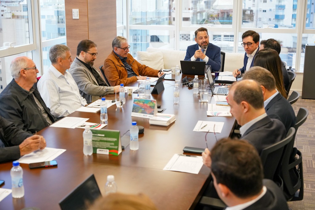 Nova diretoria do Sindifisco/SC valoriza união, representatividade e compromisso coletivo 3 IMG 5874