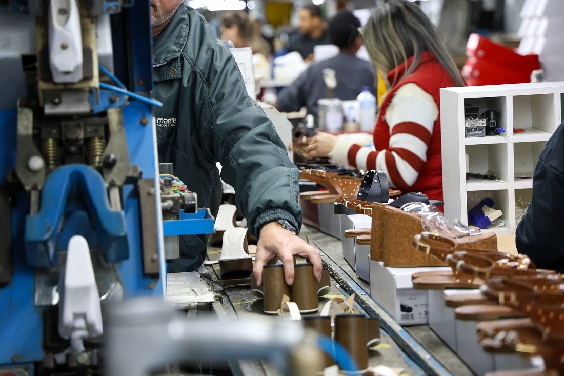 Economia brasileira cresce 0,1% no terceiro trimestre 1 industria couro sapatos Foto Leo Munhoz SecomGOVSC