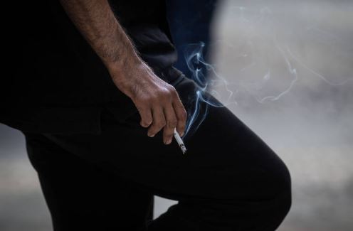 Cigarro Zanone Fraissat 9.jul .2020Folhapress