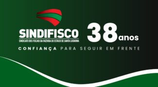 38 anos